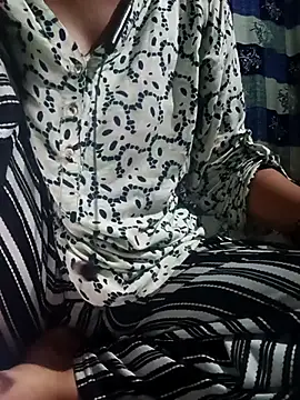Wifesuman40 online show from July 2026 03:47:01 PM