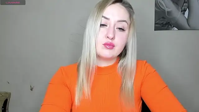 KennaJamess8 online show from January 2025 05:20:01 PM