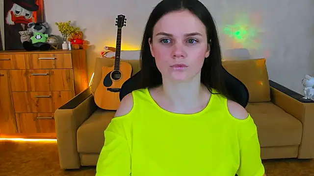 Lora Cain online show from December 2024 02:11:02 PM