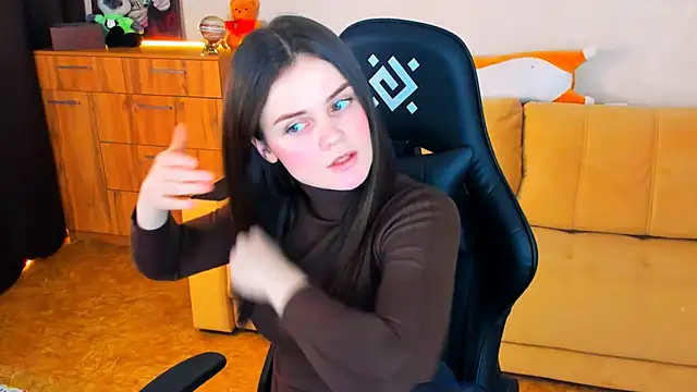 Lora Cain online show from January 2025 01:56:01 PM