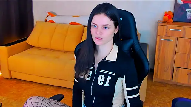 Lora Cain online show from January 2025 05:21:02 AM