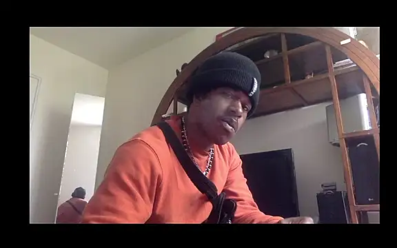 POPAYE972 online show from April 2026 12:32:01 PM