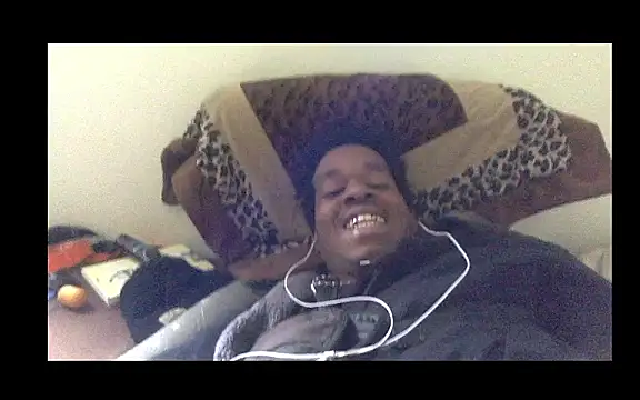 POPAYE972 online show from April 2026 10:33:01 AM