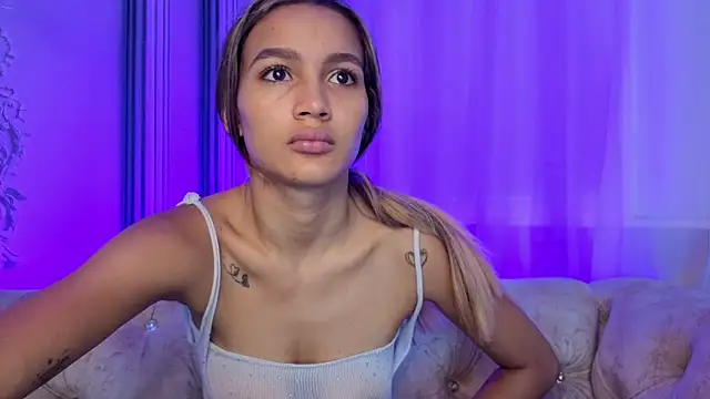 Carohorny4u online show from March 2026 03:23:02 PM