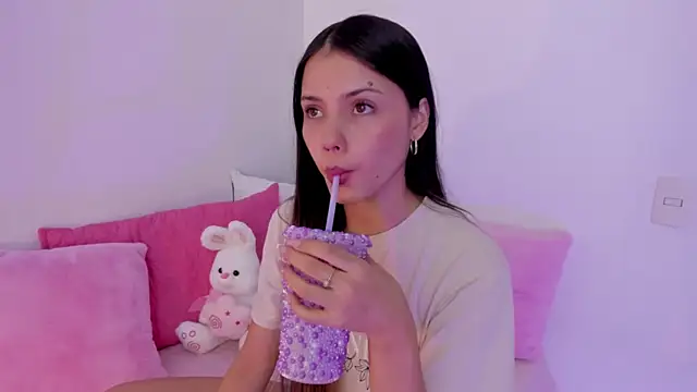 Brisa blue online show from March 2026 06:14:01 PM