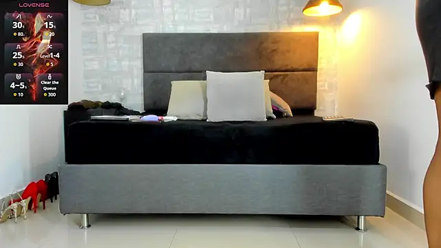 missnatash online show from April 2026 01:34:02 PM