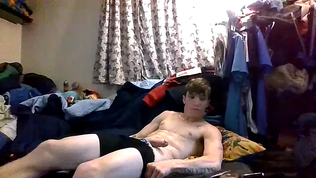 snakers32 online show from January 2025 07:32:01 PM