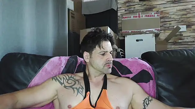 XxBigboybandxX online show from April 2026 01:03:02 PM