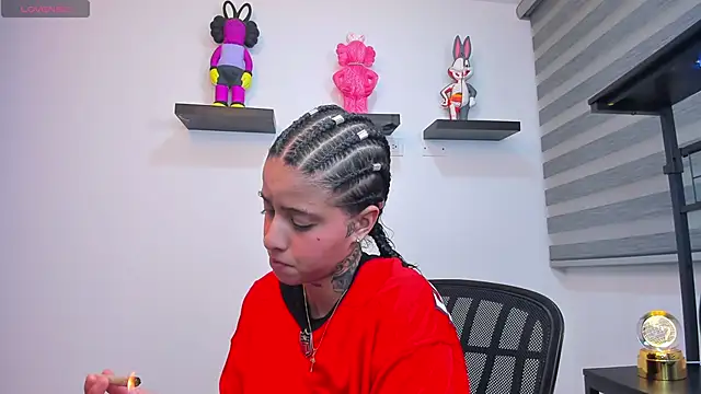 Gangster Girl online show from March 2026 07:02:02 AM