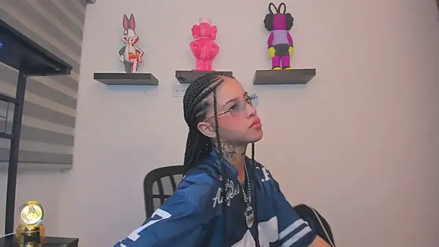 Gangster Girl online show from July 2026 03:23:01 AM