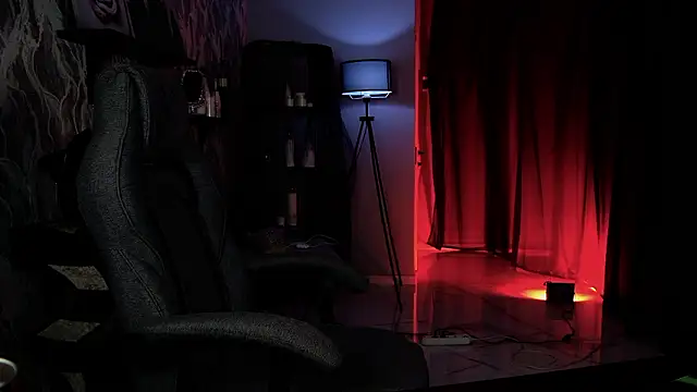 Lana  May online show from March 2026 09:04:02 AM