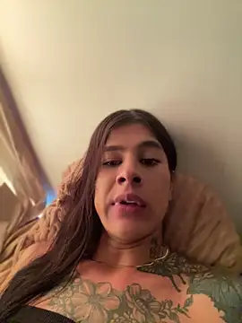 daniigarcia online show from April 2026 08:31:02 PM