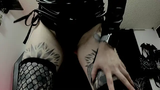 DimmuandDarkness online show from March 2026 10:24:01 PM