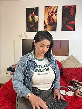 karenlennox1 online show from July 2026 11:58:01 PM