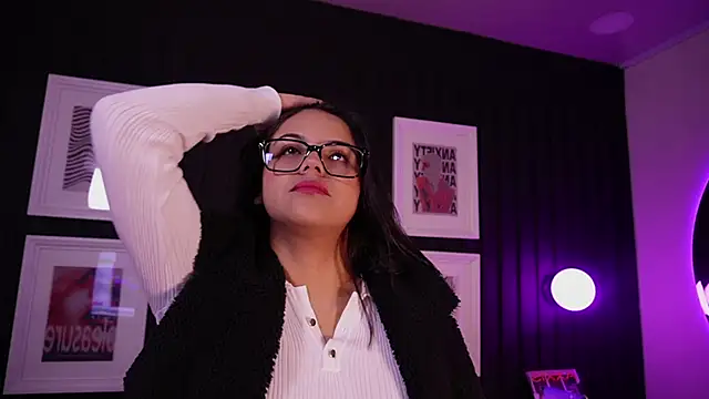 Sophia wilsonn  online show from March 2026 10:32:02 AM