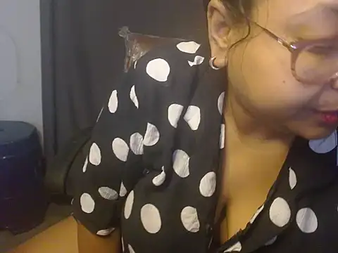 TASHa009 online show from February 2026 08:33:02 AM