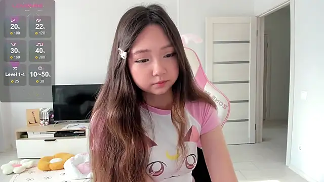 Fluffy Rose online show from June 2026 01:08:02 AM