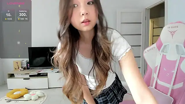 Fluffy Rose online show from July 2026 01:08:01 AM