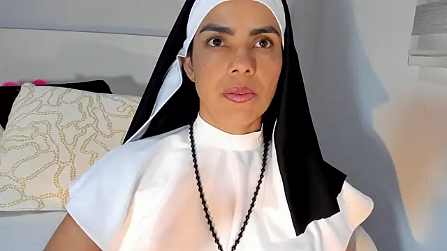 Snapshot of ClaraMariaMon chatting on July 2026 07:27:01 PM ClaraMariaMon online show from July 2026 07:27:01 PM