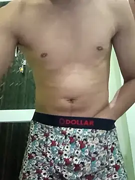 xyrus  online show from March 2025 12:45:02 PM