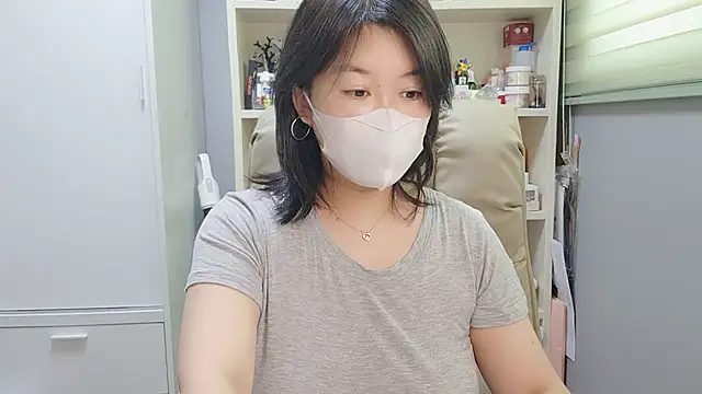 HaNa Kim online show from June 2026 03:27:02 AM