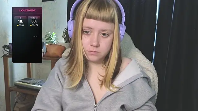 June shy0 online show from September 2025 07:23:01 AM