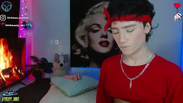 maxiy 001 online show from April 2026 11:29:01 PM