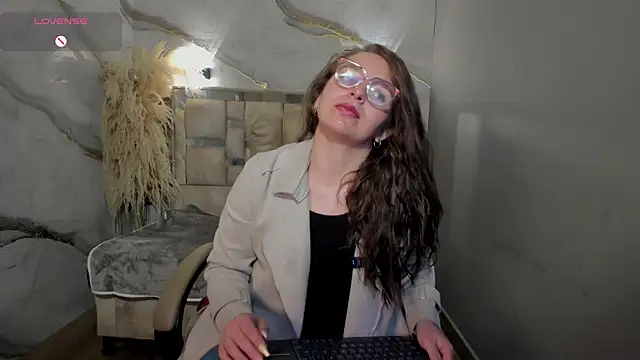  isaabellaa online show from July 2026 12:58:01 PM