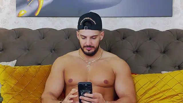 DustinKeent online show from February 2025 09:30:01 AM