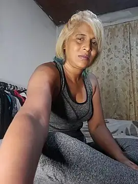 Goodgirlsue 77 online show from April 2026 06:13:02 PM