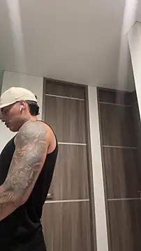 Snapshot of Dominiofit chatting on March 2026 11:00:02 PM Dominiofit online show from March 2026 11:00:02 PM