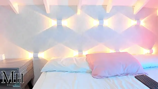 MizzHell online show from September 2025 12:53:01 PM