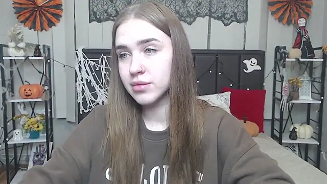 LauraHlot online show from October 2025 07:03:01 PM