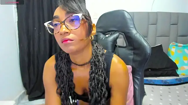 Snapshot of MurphyAngelina chatting on July 2026 03:23:01 AM MurphyAngelina online show from July 2026 03:23:01 AM