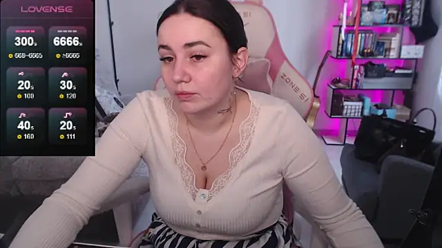 Snapshot of SexyWitch_666 chatting on May 2026 05:56:02 AM SexyWitch 666 online show from May 2026 05:56:02 AM