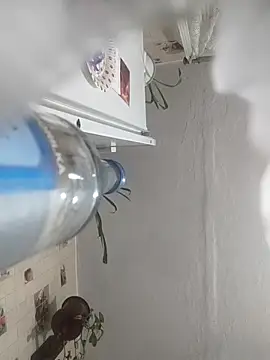 SweetLeila40 online show from April 2026 06:46:01 PM