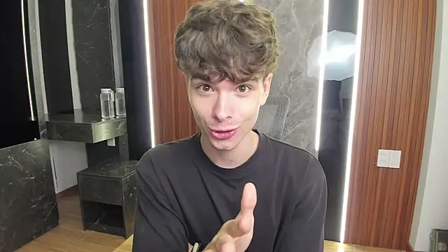 Snapshot of calvin_love_you chatting on March 2026 05:14:01 PM calvin love you online show from March 2026 05:14:01 PM