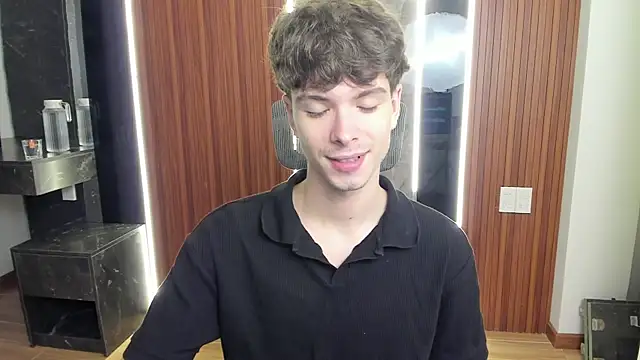 Snapshot of calvin_love_you chatting on March 2026 05:13:02 PM calvin love you online show from March 2026 05:13:02 PM