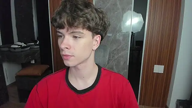 Snapshot of calvin_love_you chatting on June 2026 05:05:01 PM calvin love you online show from June 2026 05:05:01 PM