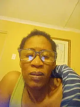 Snapshot of bustybillies chatting on June 2026 05:04:02 PM bustybillies online show from June 2026 05:04:02 PM