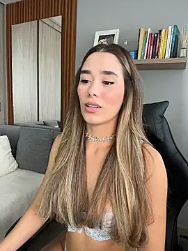 FridaKlein online show from April 2026 07:40:01 PM