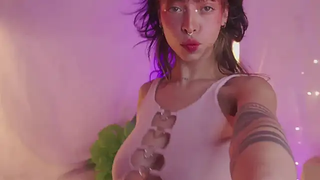 Kitty arts online show from January 2025 06:46:01 PM