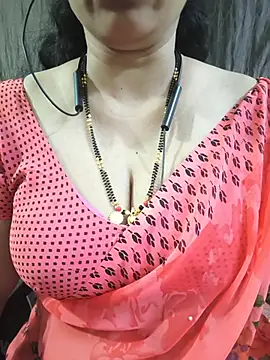 Snapshot of bhuvana555 chatting on July 2026 05:50:02 PM bhuvana555 online show from July 2026 05:50:02 PM