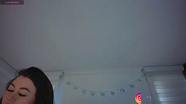 venusleroy  online show from January 2026 10:25:02 PM