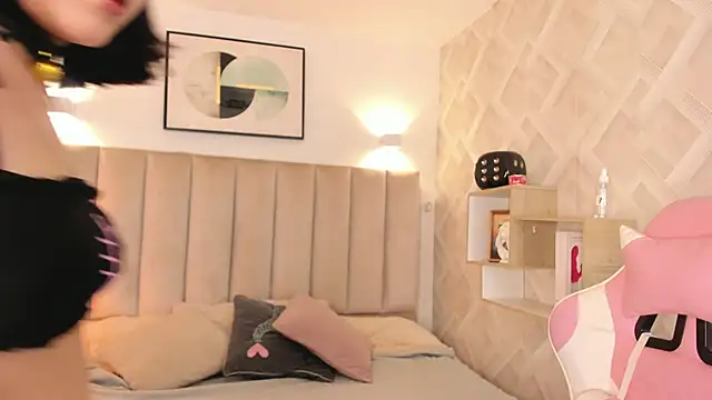 Haru Bonny online show from April 2026 08:32:01 PM