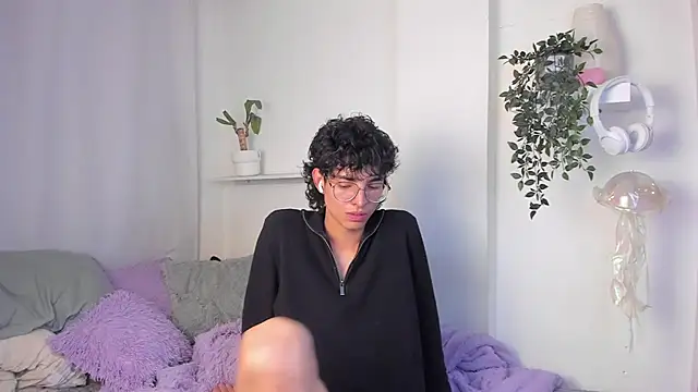 Snapshot of santy-kitty chatting on February 2026 12:07:02 AM santy-kitty online show from February 2026 12:07:02 AM