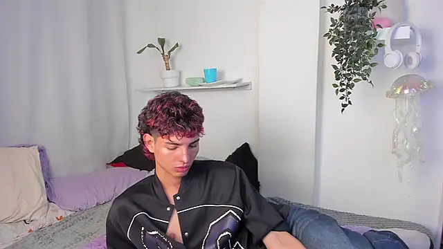 Snapshot of santy-kitty chatting on February 2026 02:22:01 AM santy-kitty online show from February 2026 02:22:01 AM