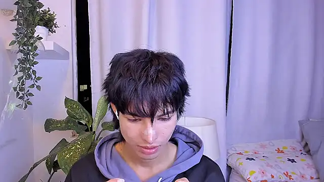 santy-kitty online show from June 2026 03:17:01 AM