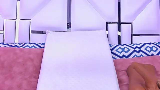 AlliciaKim online show from March 2026 11:48:02 AM