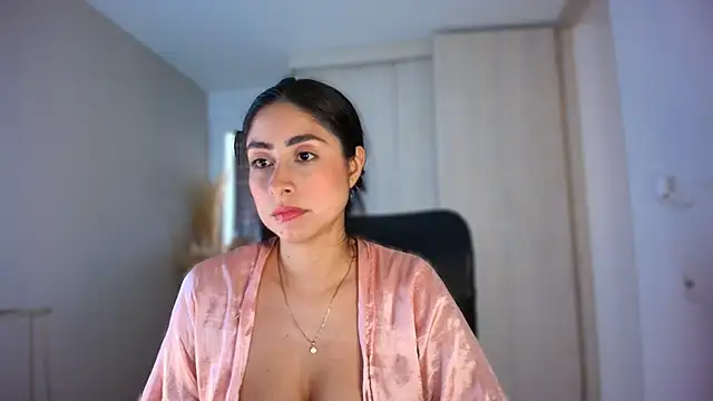 Snapshot of auroracaruso11 chatting on July 2026 06:46:02 PM auroracaruso11 online show from July 2026 06:46:02 PM
